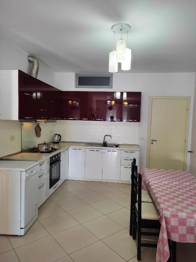 Alpha City Center Apartment Shkoder Exterior photo